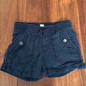 GAP shorts